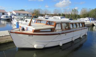 Bell Boats - Lady Bew - 5 Berth Classic Cruiser