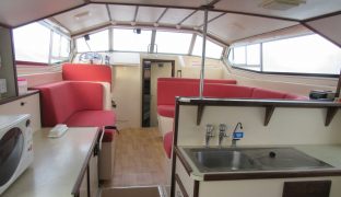 Connoisseur - Teal - 8 Berth Inland Cruiser