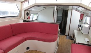 Connoisseur - Teal - 8 Berth Inland Cruiser