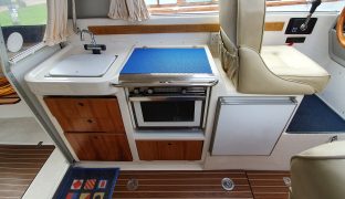 Nimbus 27 Coupe - Glenfarne Lady - 3 Berth Motor Boat