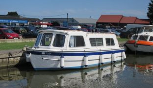 Hampton - Tranquil Time - Inland Cruiser