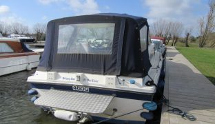 Fairline Mirage - Wrong Side of the River - 5 Berth Motor Boat