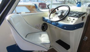 Fairline Mirage - Wrong Side of the River - 5 Berth Motor Boat