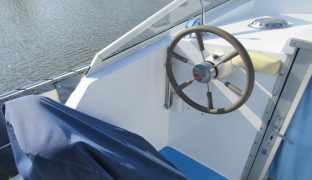 Aquafibre - Sunlight - 6 Berth Inland Cruiser