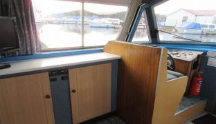 Alphacraft 32 - Moonlight - 4 Berth Inland Cruiser