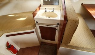 Bounty 27 - Tiddlers Dream - 4 Berth Inland Cruiser