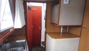 Ocean 30 - Kay Em - 5 Berth Inland Cruiser