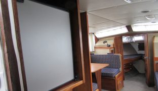 Ocean 30 - Kay Em - 5 Berth Inland Cruiser