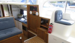 Alphacraft 35 - Sunray - 7 Berth Inland Cruiser