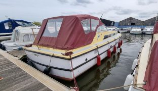 Aquafibre 32 - Jay - 5 Berth Inland Cruiser