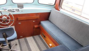 Hampton - Kingfisher Blue - 4 Berth Inland Cruiser