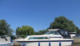 Fairline Mirage - Wrong Side of the River - 5 Berth Motor Boat