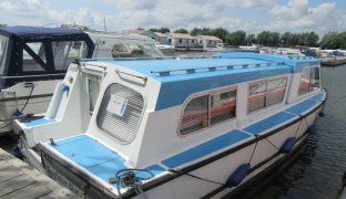 Hampton - Kingfisher Blue - 4 Berth Inland Cruiser