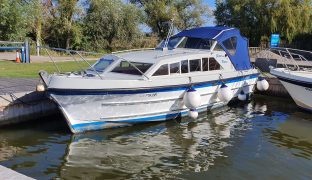 Bounty 27 - Glittering Waters - 2 Berth Inland Cruiser