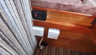 Aquafibre 33 - Snaffles - 6 Berth Inland Cruiser