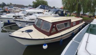 DC 30 - Rosalind - 4 Berth Inland Cruiser