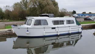 Hampton Safari MK II - Misty   - 4 Berth Inland Cruiser