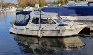 Bella 703 - Annabella - 3 Berth Boat