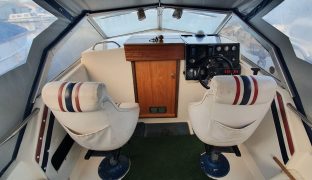 Fairline Weekender - Piccolo - 2 Berth Motor Boat