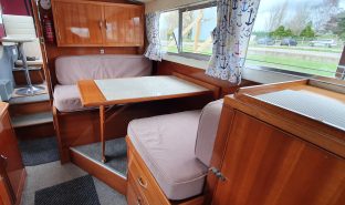 Freeman 24 - Arctic Mist - 4 Berth Inland Cruiser