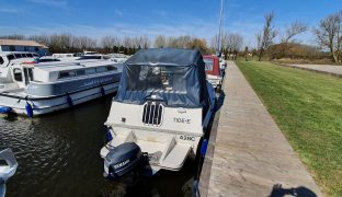 Beaves Marine 22 - TIDE-E - 4 Berth Motor Boat