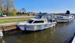 Beaves Marine 22 - TIDE-E - 4 Berth Motor Boat