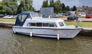 Eastwood 24 - Tokouru - 2 Berth Inland Cruiser