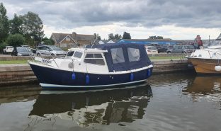 Trusty 21 - Mia - 2 Berth Fishing Boat