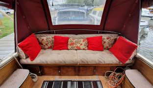 Freeman 33 - Hi Wave  - 6 Berth Motorboat