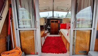 Freeman 33 - Hi Wave  - 6 Berth Motorboat