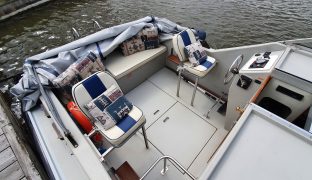 Bounty 27 - Grey Goose - 2 Berth Inland Cruiser