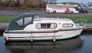Freeman 22 - Tyzer - 4 Berth Motor Cruiser