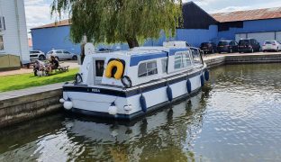 Hampton Safari - Xena - 4 Berth Inland Cruiser