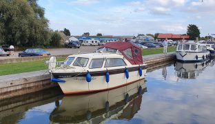 Viking 20 - Dreamcatcher - 4 Berth Inland Cruiser