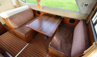 Bounty 27 Sedan - Grayling - 4 Berth Inland Cruiser