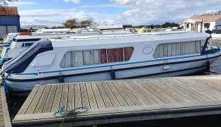 Bermuda 34 - Broadland Lass - 2 Berth Inland Cruiser