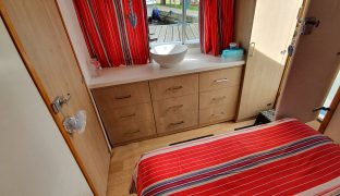 Bermuda 34 - Broadland Lass - 2 Berth Inland Cruiser