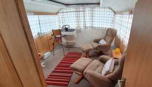 Bermuda 34 - Broadland Lass - 2 Berth Inland Cruiser