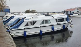 DC 30 - Boudicca - 4 Berth Inland Cruiser