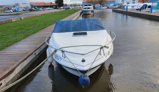 Rinker 202 Festiva - Jessica  - Day Boat