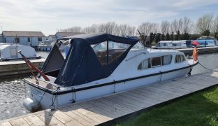 Elysian 27 - Serenity  - 4 Berth Inland Cruiser