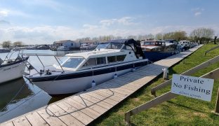 Seamaster 813 - Seaway - 4 Berth Inland Cruiser