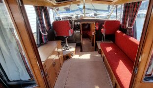 Freeman 33 Sedan - Free Spirit - 6 Berth Motorcruiser