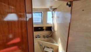 Freeman 33 Sedan - Free Spirit - 6 Berth Motorcruiser