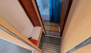 Alpha 32 - Ruby - 5 Berth Inland Cruiser