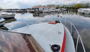 Aquafibre 45 Ideal - Magnifique - 7 Berth Inland Cruiser