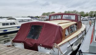 Summercraft 30 - Mistle Thrush - 4 Berth Wooden Cruiser