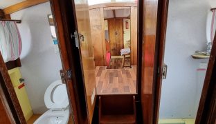 Summercraft 30 - Mistle Thrush - 4 Berth Wooden Cruiser