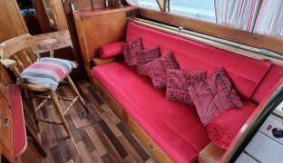 Summercraft 30 - Mistle Thrush - 4 Berth Wooden Cruiser