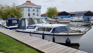 Seamaster 25 - Compass Rose - 4 Berth Inland Cruiser